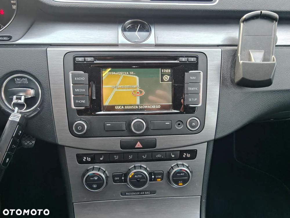 Volkswagen Passat Variant - 35