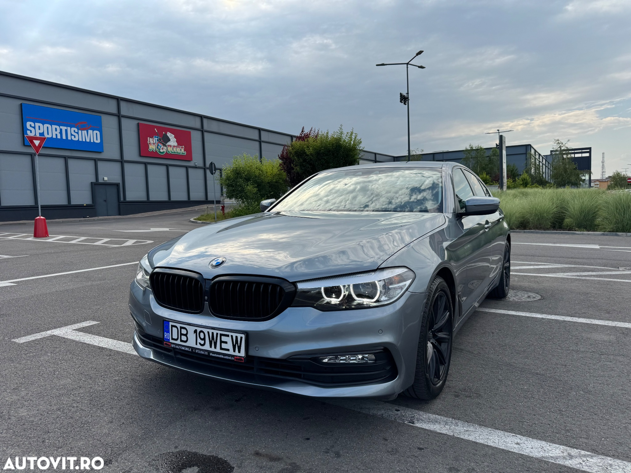 BMW Seria 5 520d AT - 2