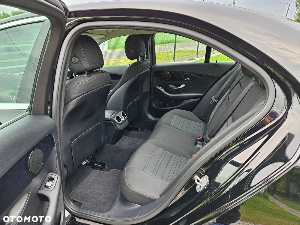 Mercedes-Benz Klasa C 160 Business Edition 9G-TRONIC - 14