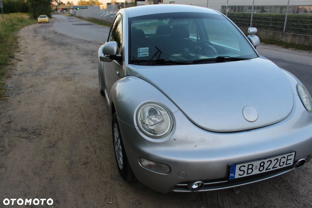 Volkswagen New Beetle - 7
