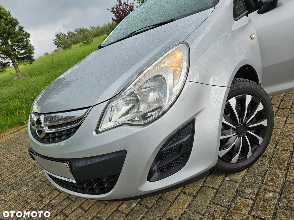 Opel Corsa 1.2 16V Essentia - 34