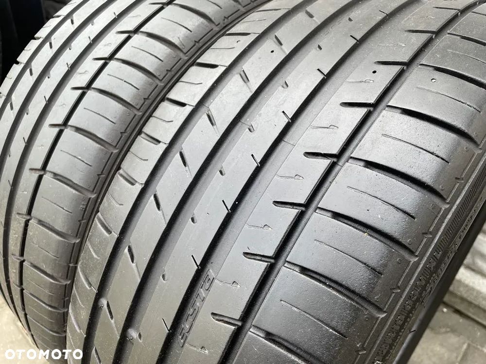225/40ZR19 93Y Kumho Ecsta LE Sport - 1