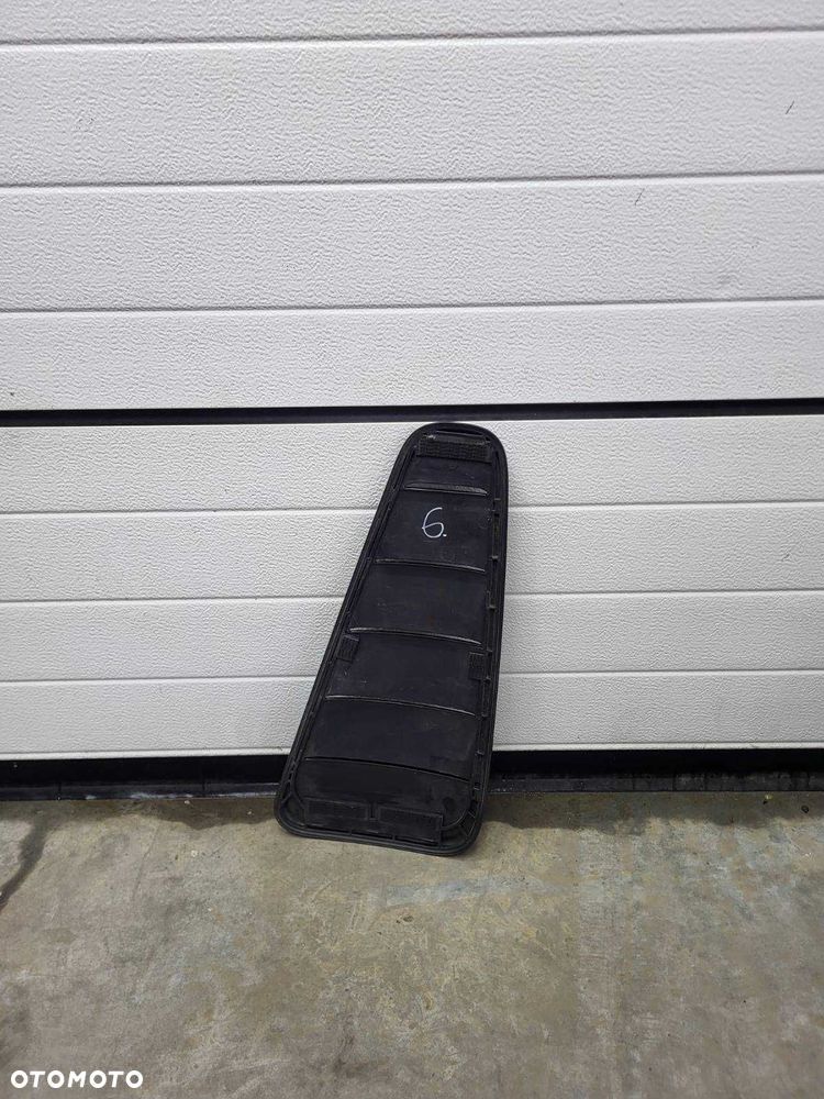 Skrzela tylnych szyb LEWE UA Ford Mustang gen V 2010, 2012, 2014 Nr.6 - 2