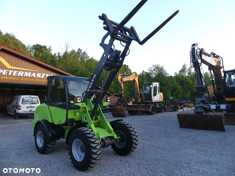 Volvo L25B Z Niemiec / Stan bardzo dobry / - 34