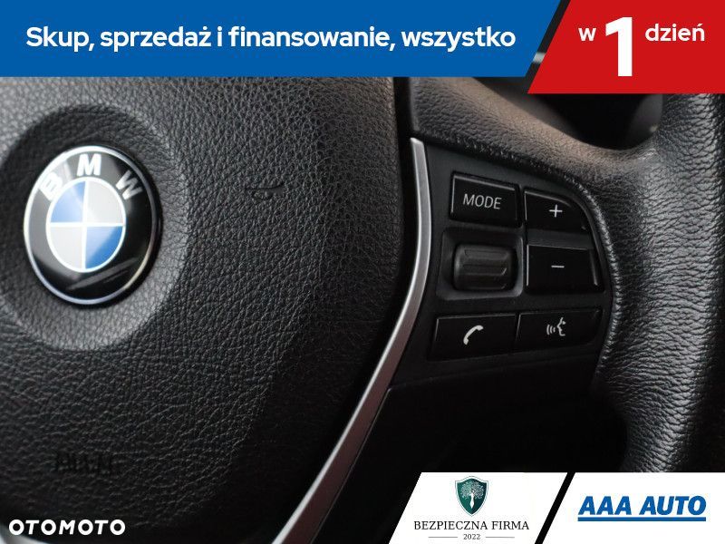 BMW Seria 1 - 18