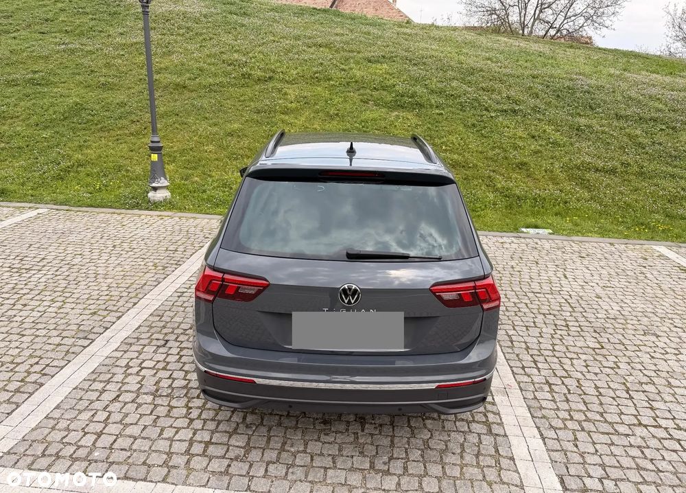 Volkswagen Tiguan 2.0 TDI SCR 4Mot Elegance DSG - 18
