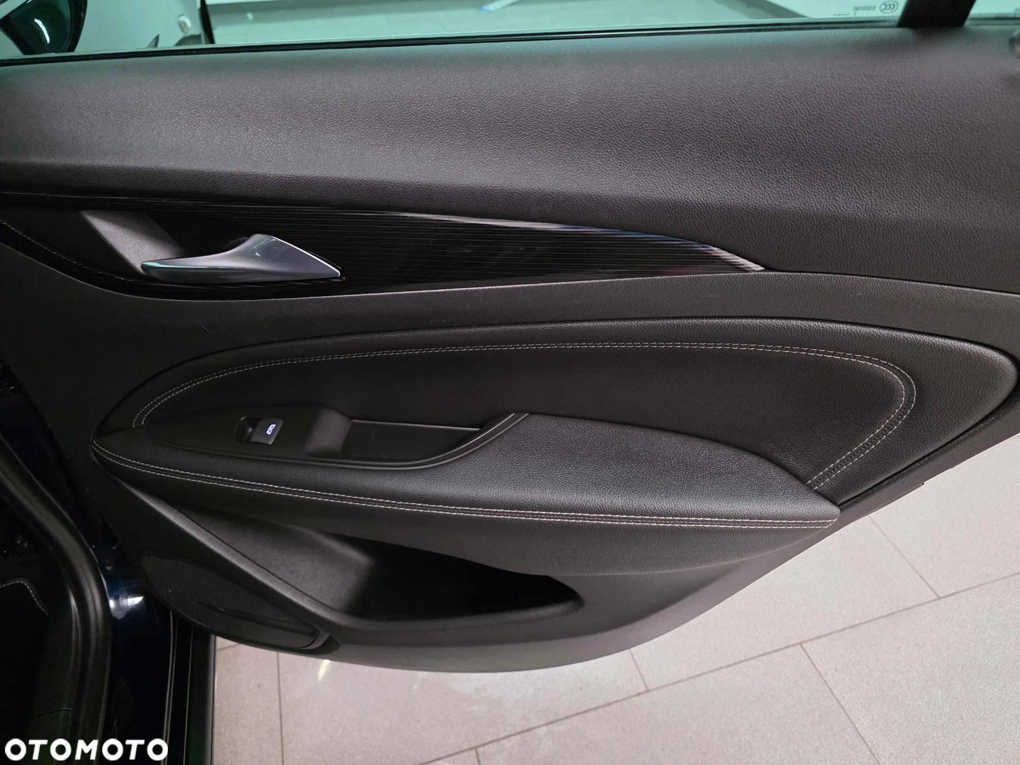Opel Insignia Sports Tourer 2.0 Diesel Exclusive - 20