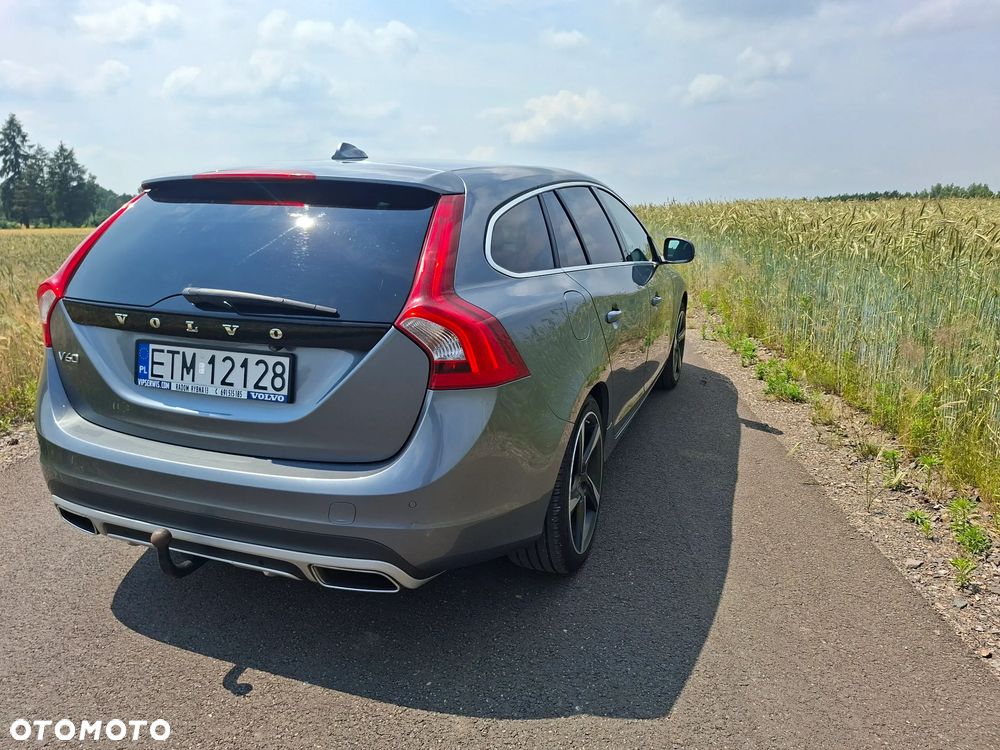 Volvo V60 D2 Drive-E Momentum - 4