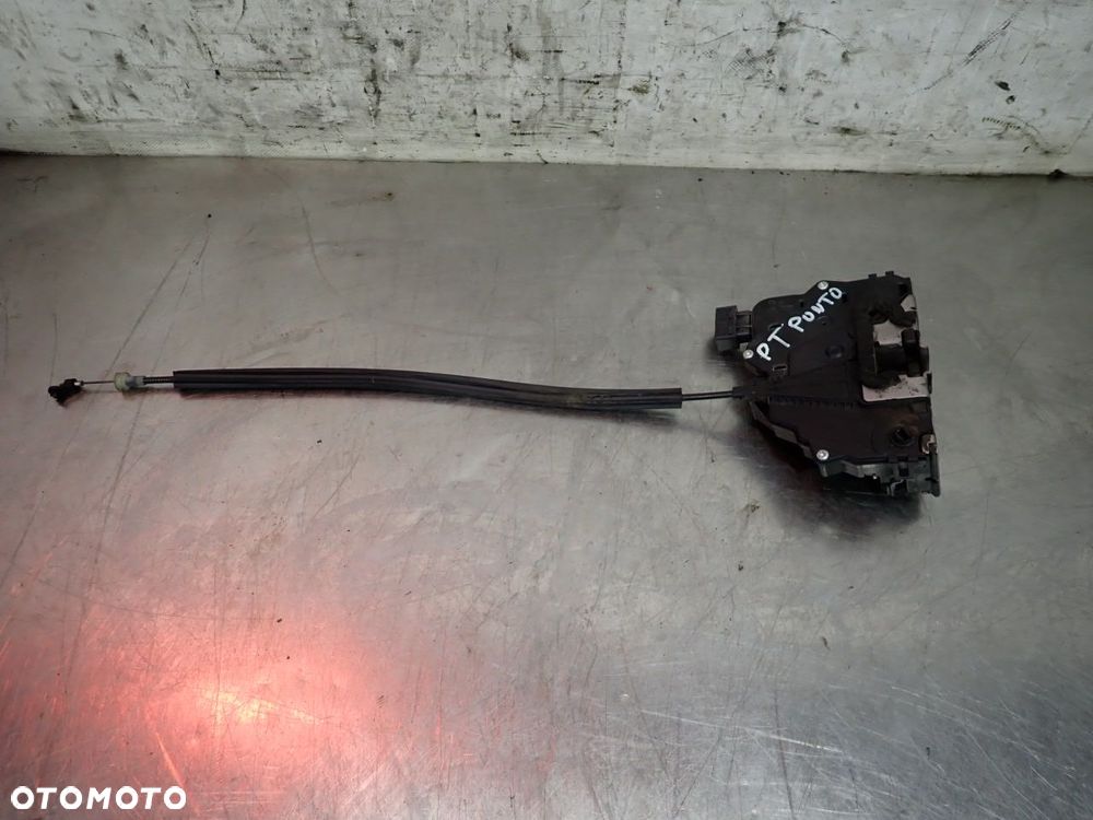 ZAMEK PRAWY TYŁ DRZWI FIAT GRANDE PUNTO 55701966 - 1