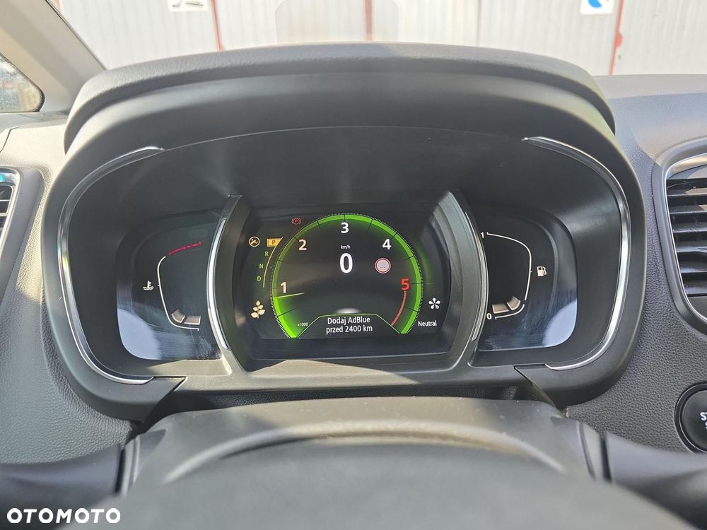 Renault Scenic - 12