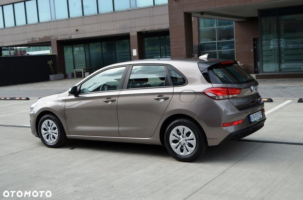 Hyundai i30 1.5 DPI Modern - 35