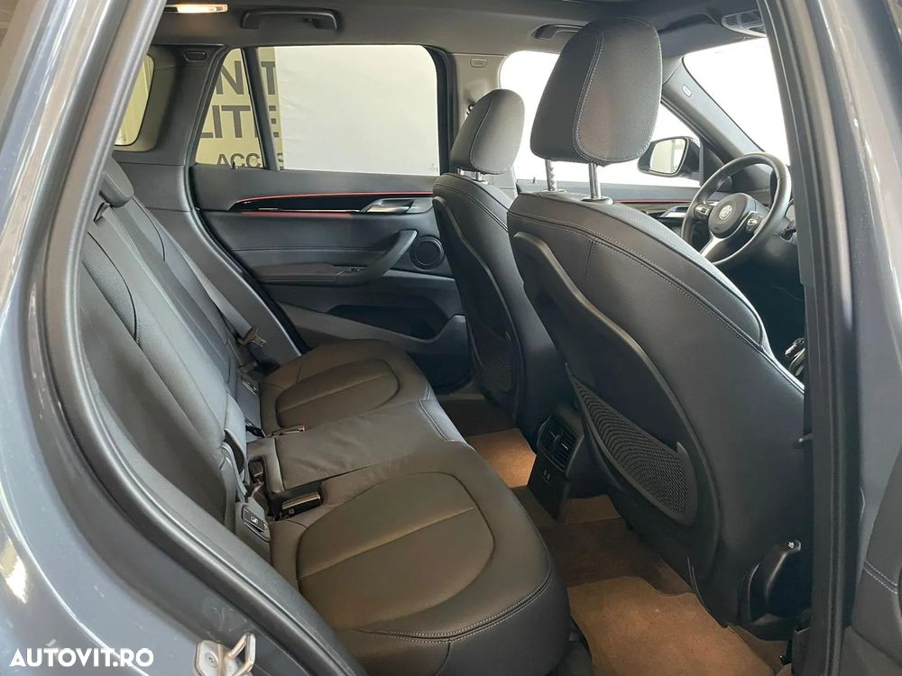 BMW X1 xDrive20i AT M Sport - 8