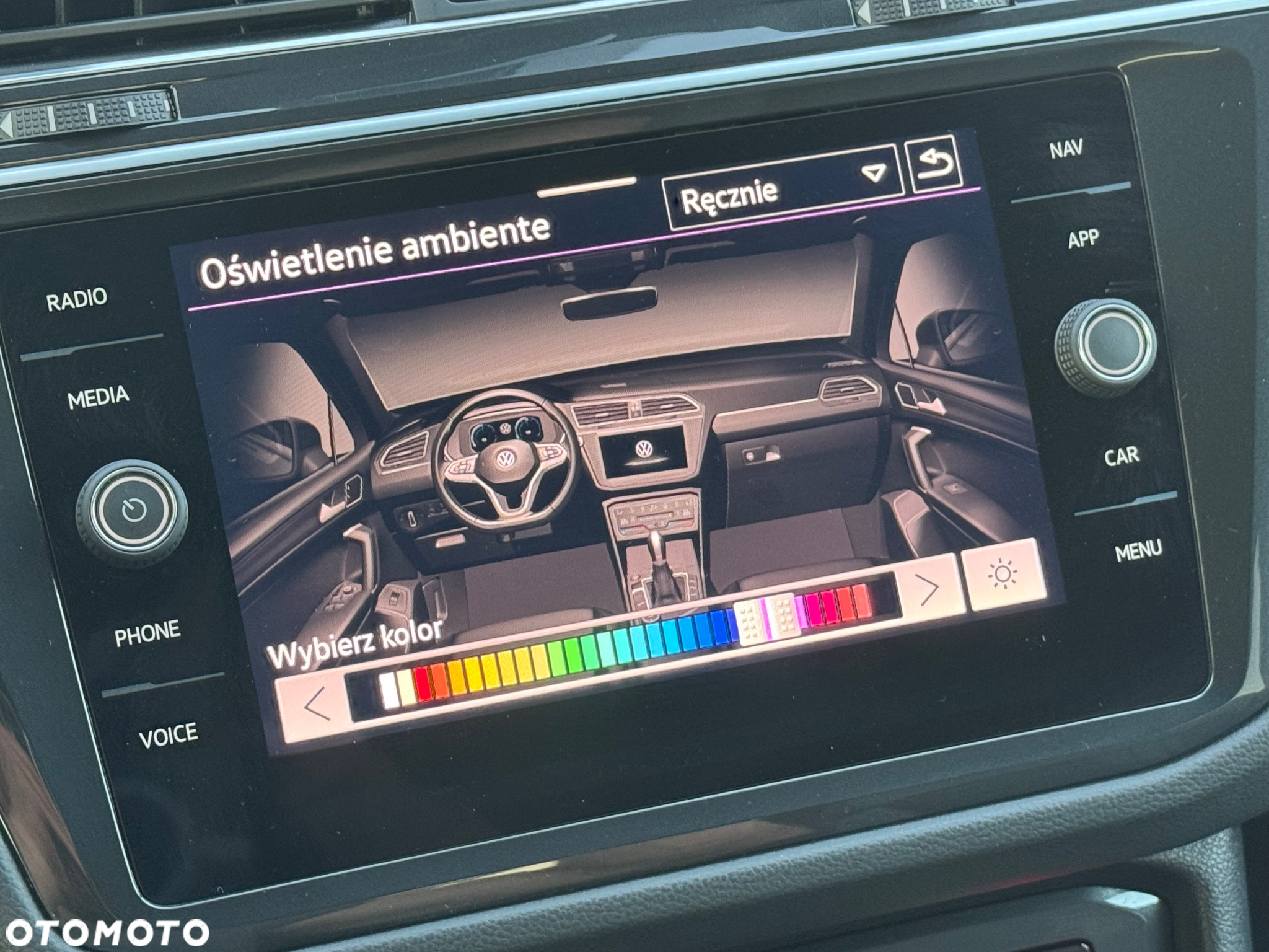 Volkswagen Tiguan 2.0 TDI SCR 4Mot R-Line DSG - 32