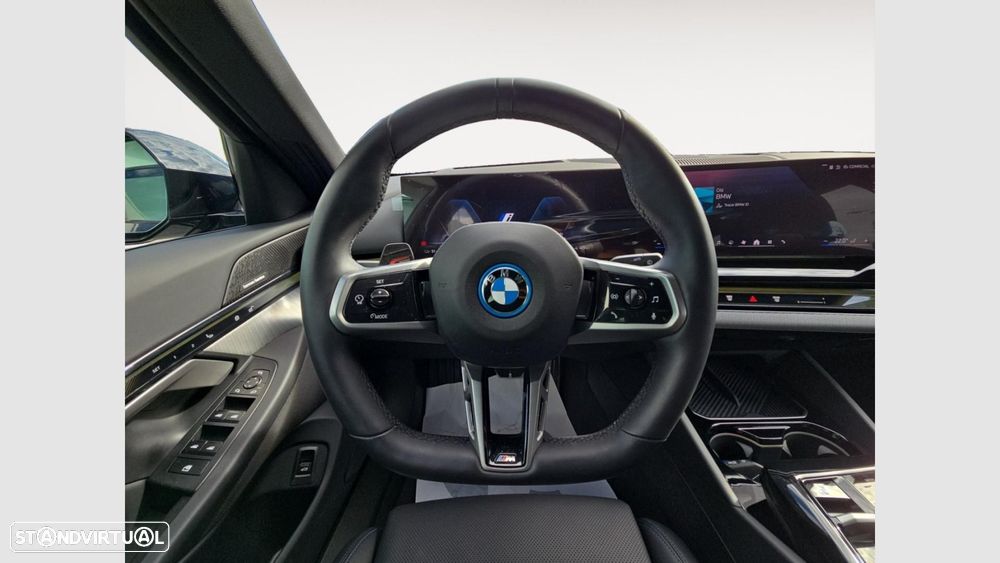 BMW i5 eDrive40 Pack Desportivo M - 12