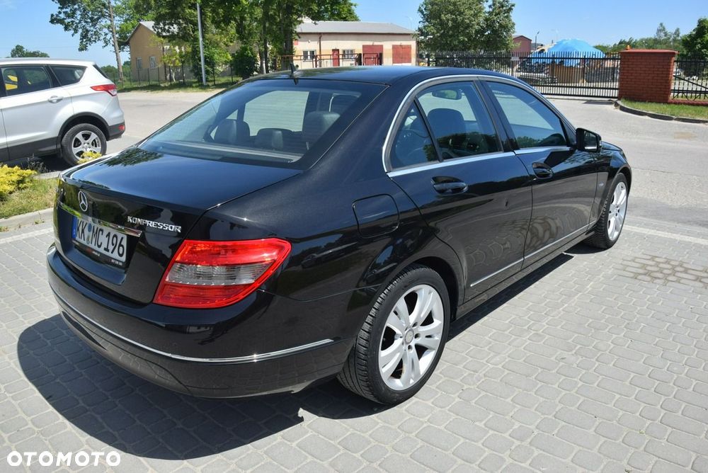 Mercedes-Benz Klasa C - 12