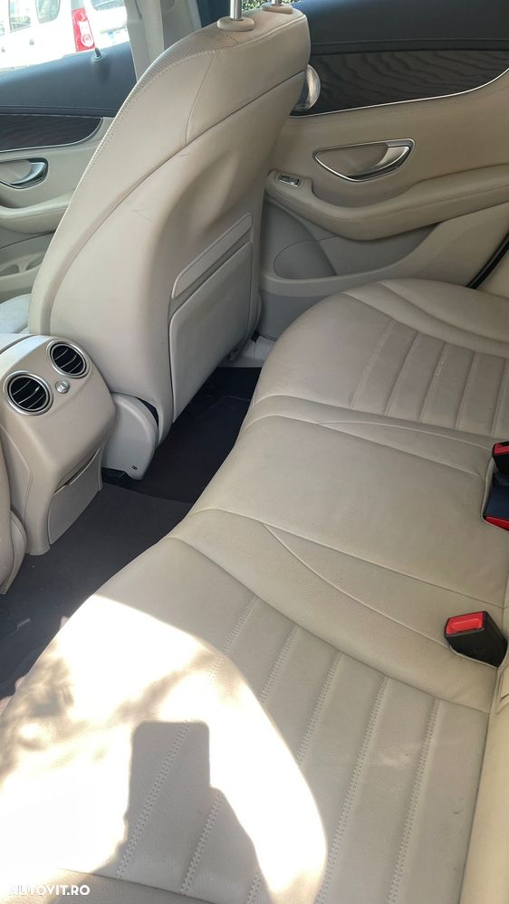 Mercedes-Benz GLC 200 4MATIC - 9