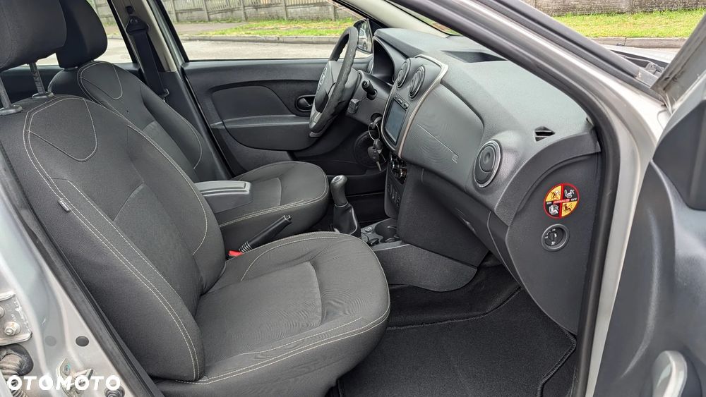 Dacia Sandero 1.2 16V Laureate - 10