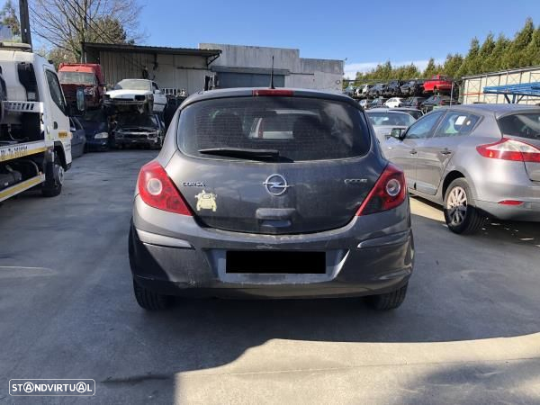 Para Peças Opel Corsa D (S07) - 3