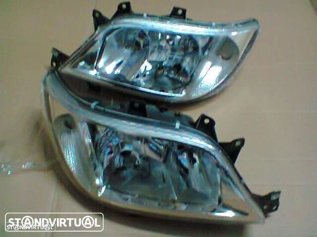 Farol Ótica da Frente Mercedes Sprinter 2003 até 2006 (novos) - 2