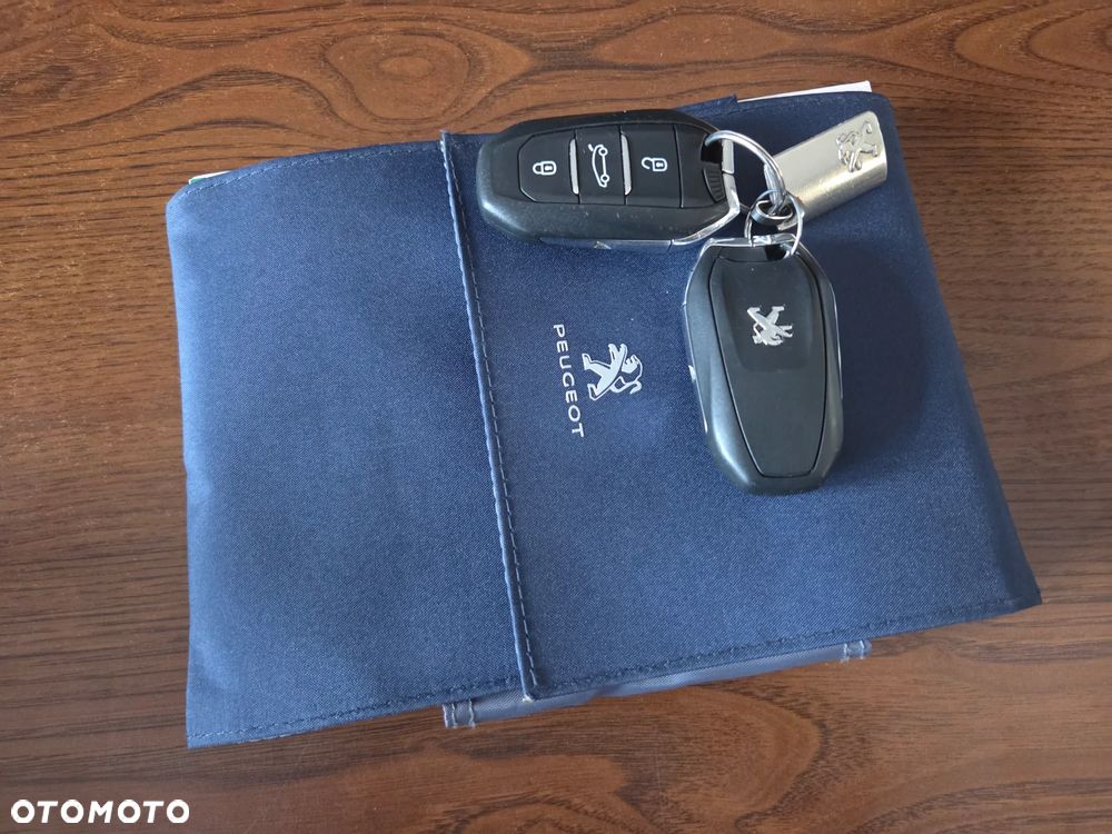 Peugeot 5008 2.0 BlueHDI GT S&S EAT8 - 8