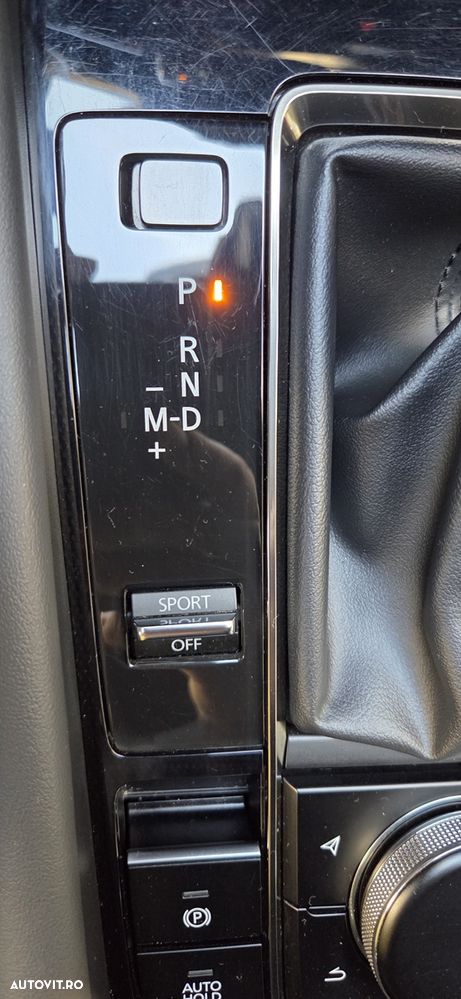 Mazda 3 e-Skyactiv G122 AT MHEV Plus - 31