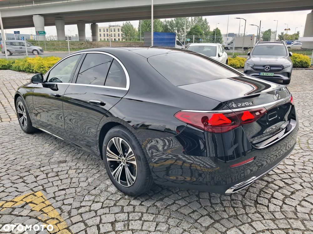 Mercedes-Benz Klasa E 220 d mHEV Avantgarde 9G-Tronic - 5