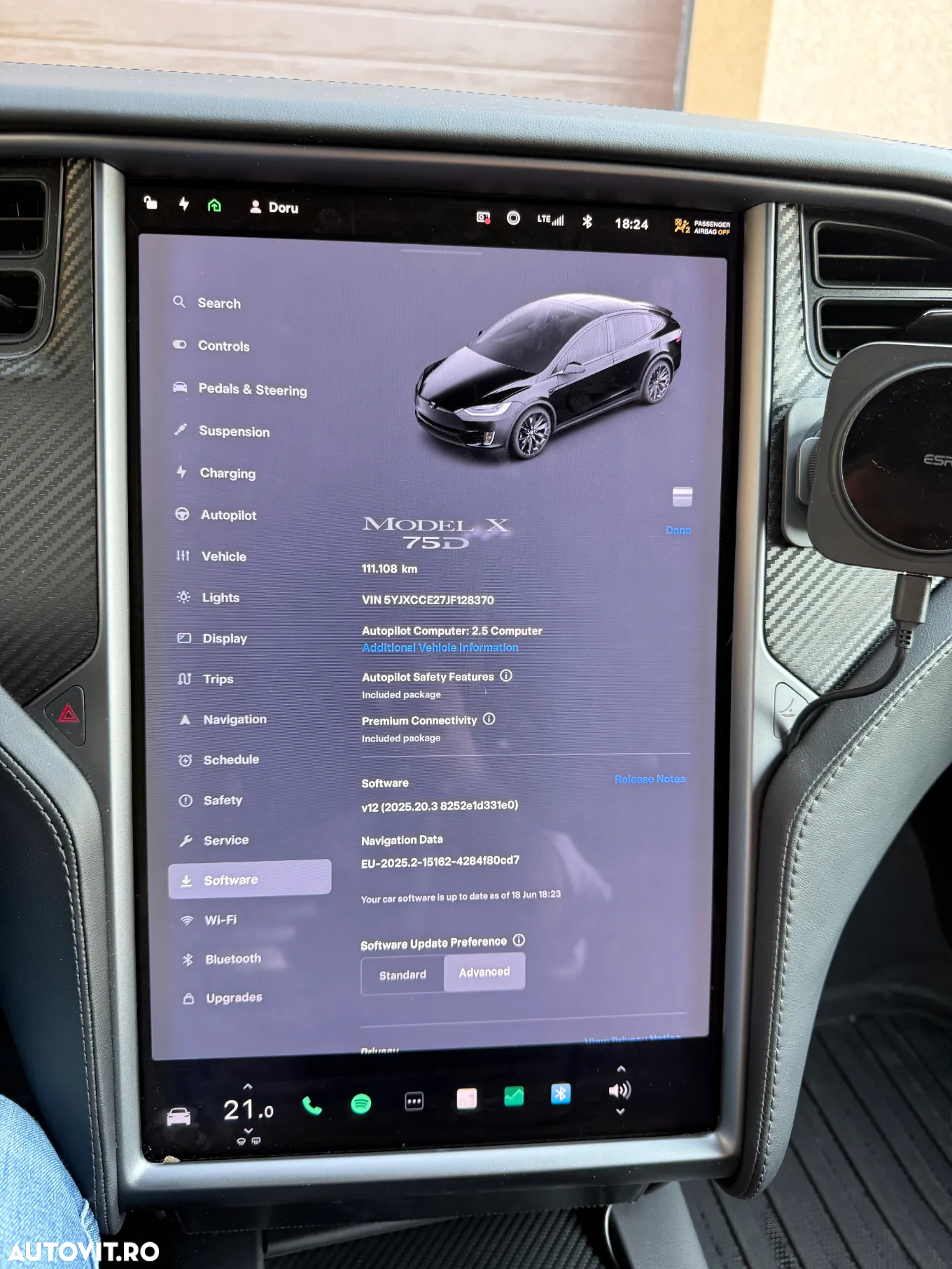 Tesla Model X - 2