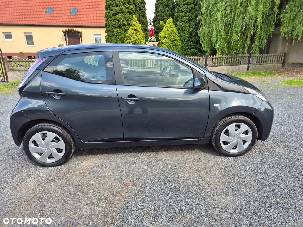 Toyota Aygo x-cite - 5