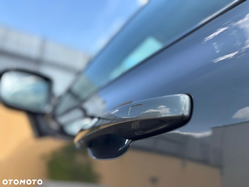Volvo XC 60 B4 D Plus Bright - 9