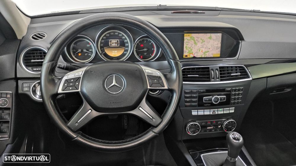 Mercedes-Benz C 220 CDi Avantgarde BlueEfficiency - 26