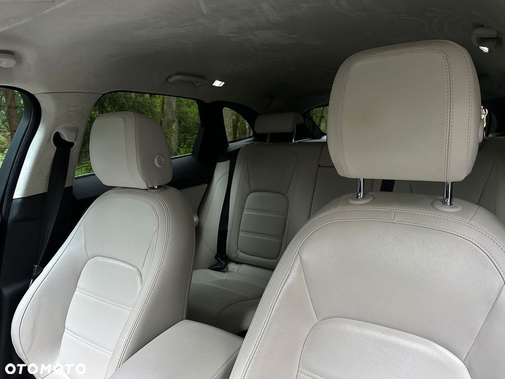 Jaguar F-Pace 25t AWD Prestige - 15