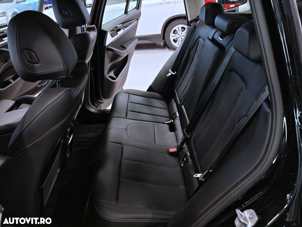 BMW X3 xDrive30e AT PHEV - 23
