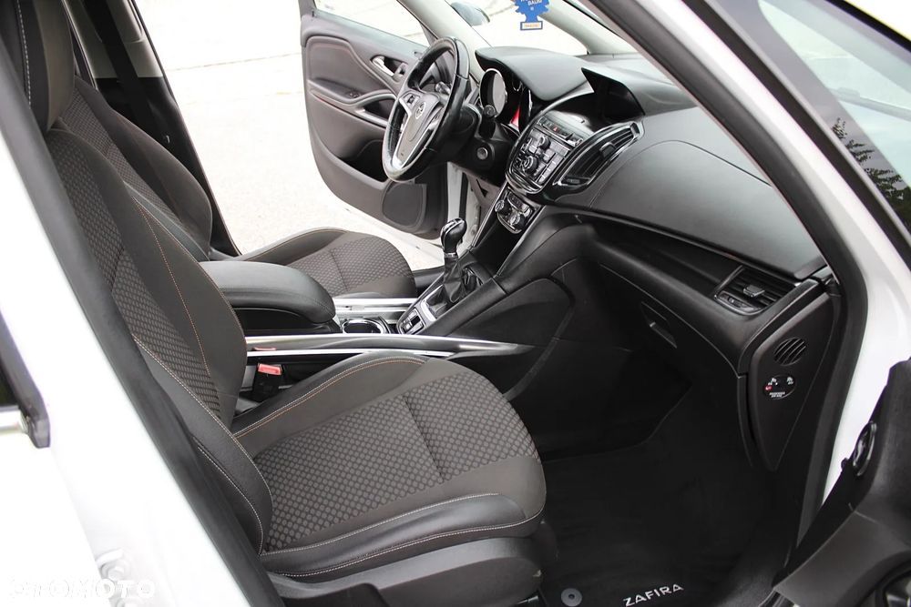Opel Zafira 1.6 T SIDI Cosmo S&S EU6 - 23
