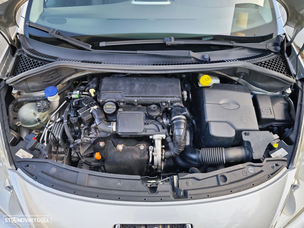 Peugeot 207 1.4 HDI XA - 16