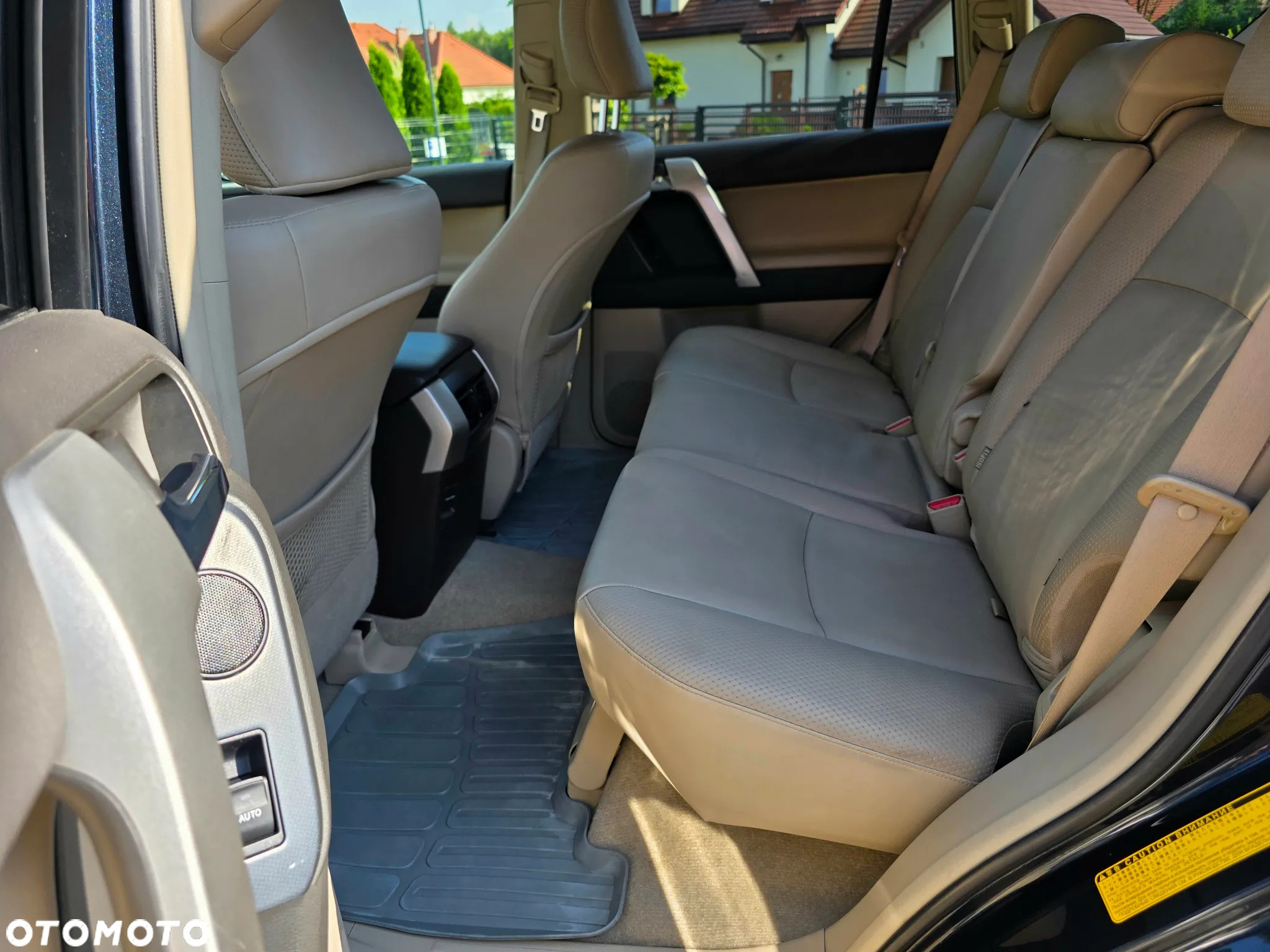 Toyota Land Cruiser LC 3.0 D-4D Premium - 11