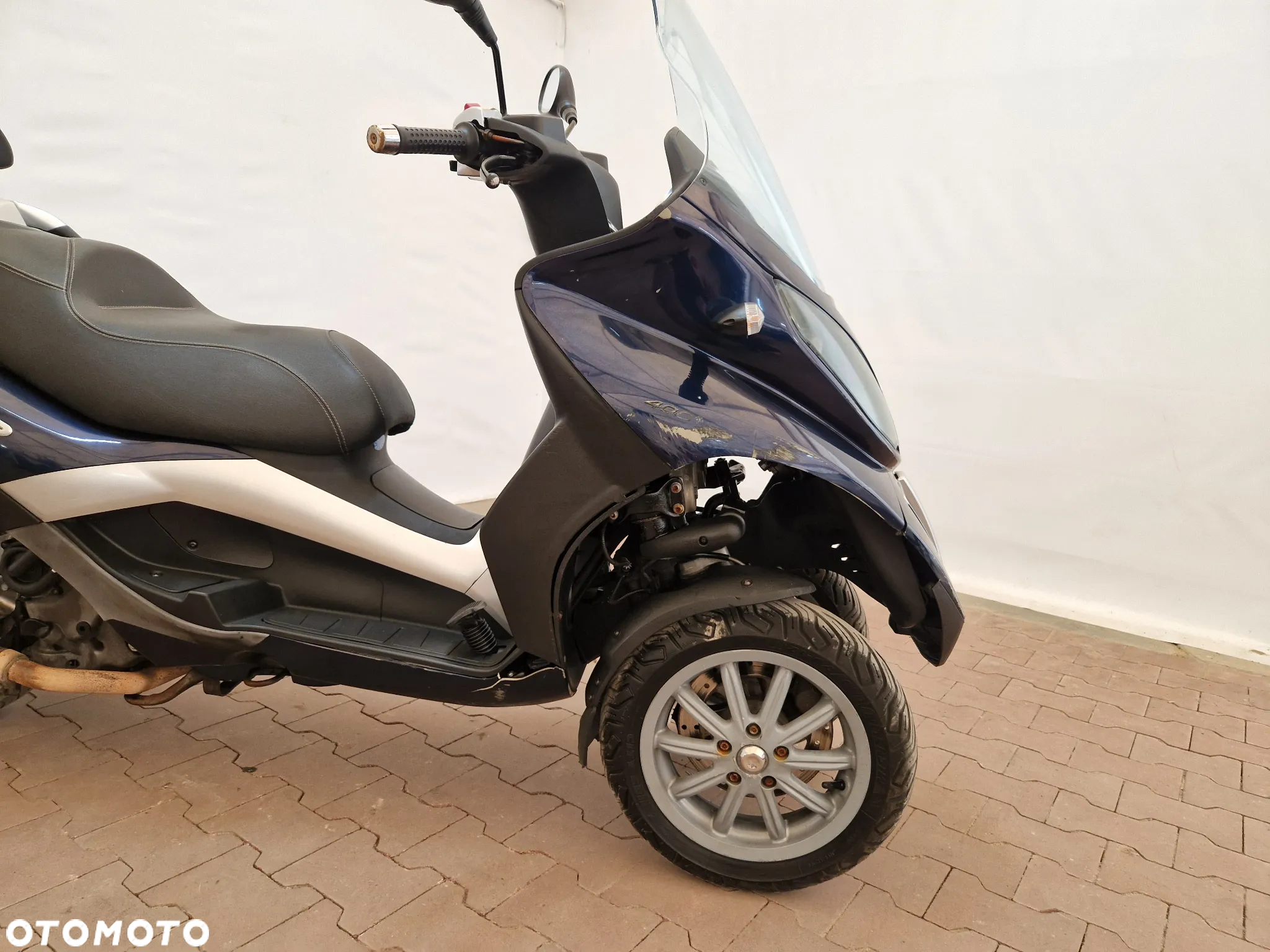 Piaggio MP-3 - 20