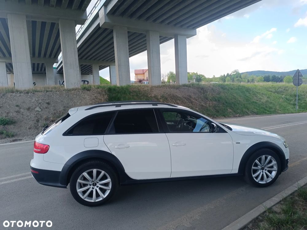 Audi A4 Allroad - 12