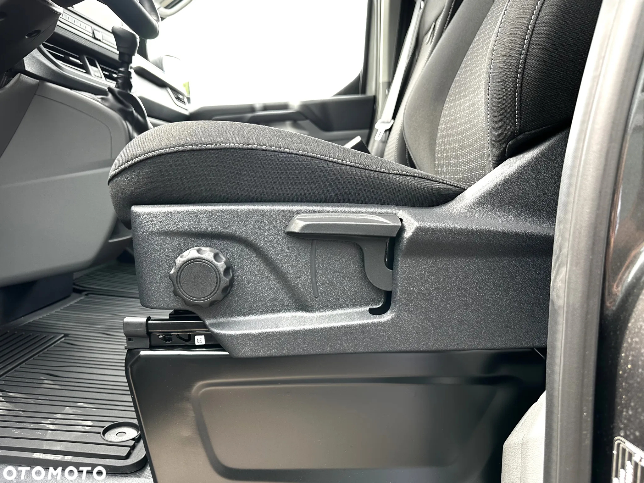 Ford Transit Custom - 14