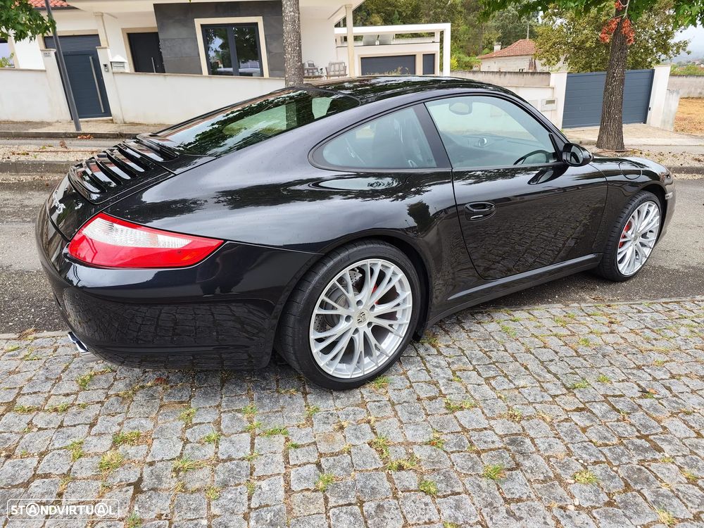 Porsche 911 (997) Carrera 4 S - 19