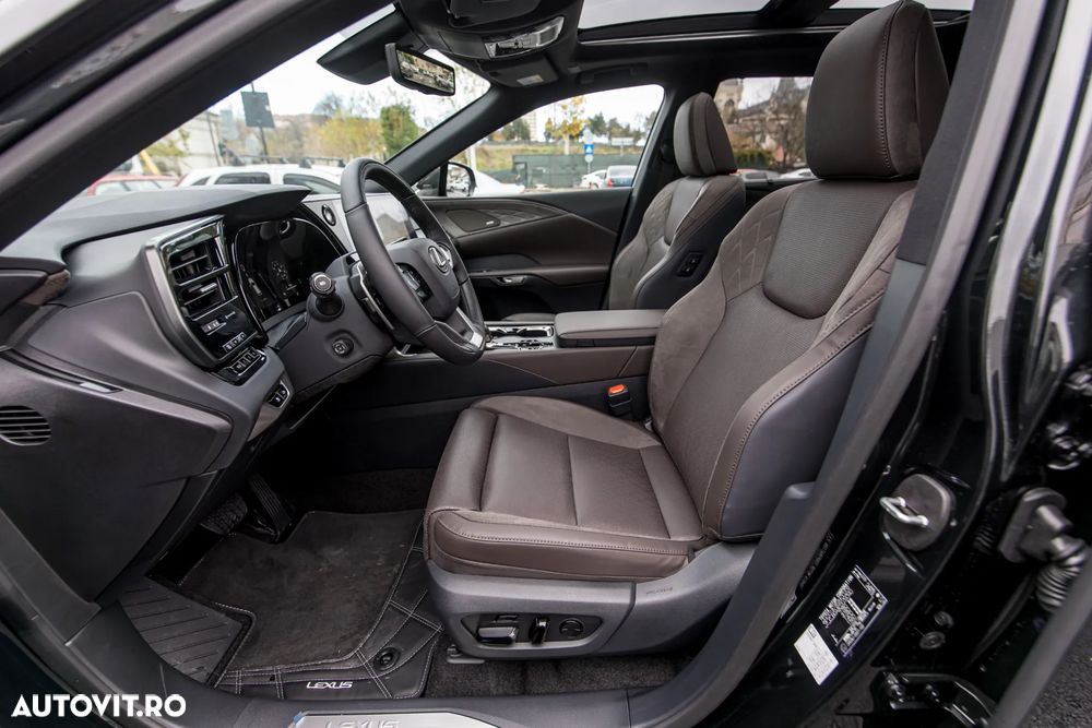 Lexus Seria RX 450h+ E-Four PHEV Luxury Mark Levinson - 21