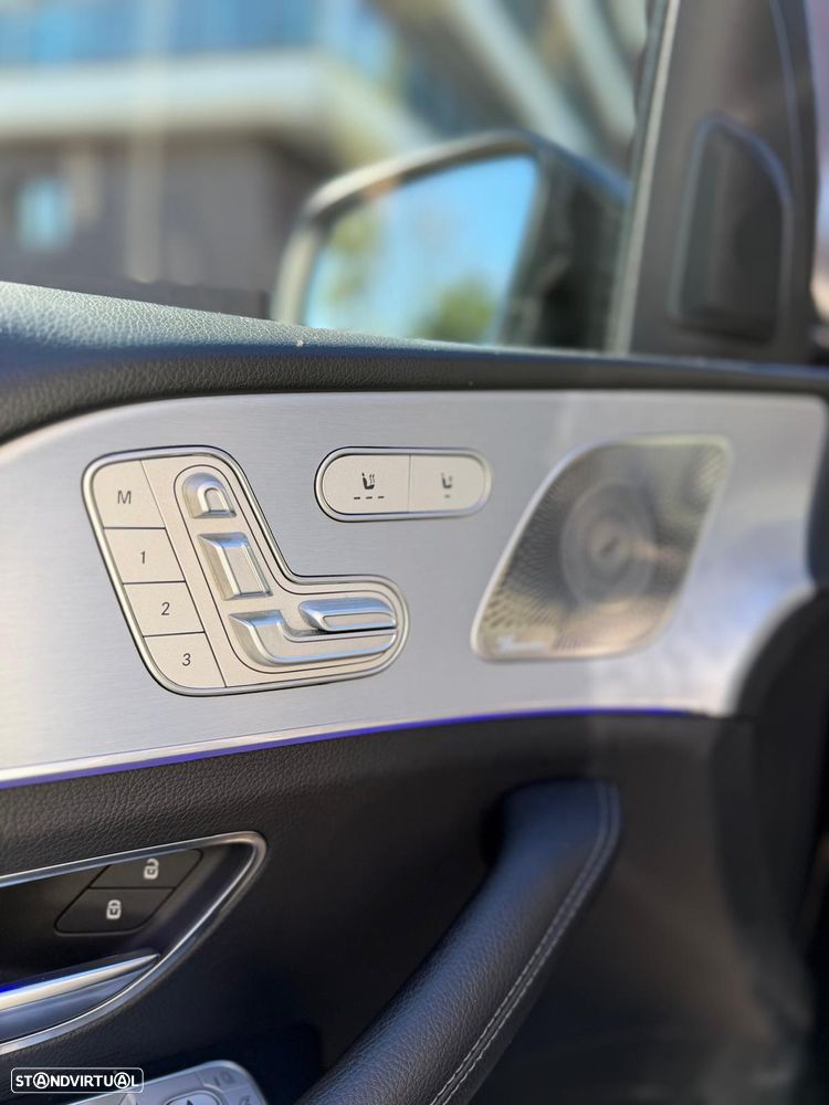 Mercedes-Benz GLE 300 d 4Matic - 12