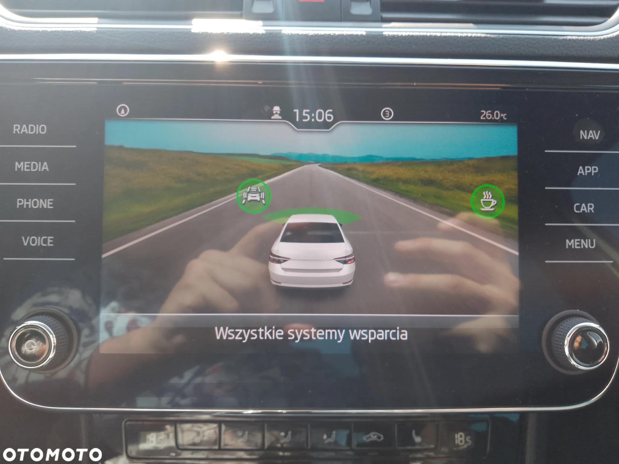 Skoda Superb 2.0 TDI SCR Style - 13