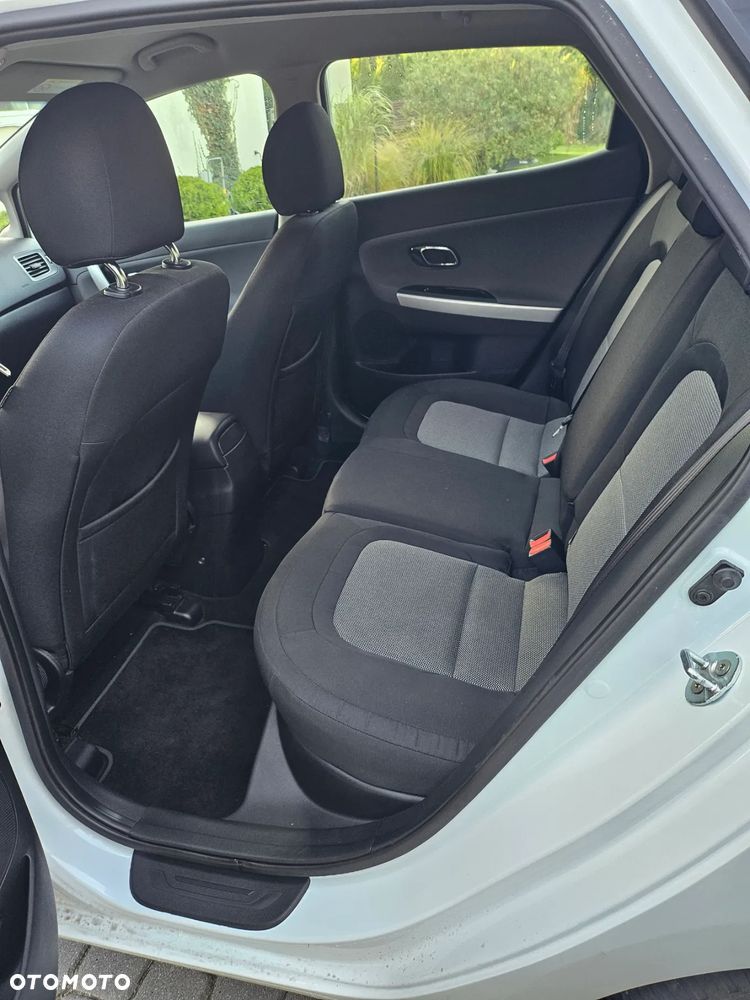 Kia Ceed 1.6 CRDi 136 ISG Dream Team Edition - 16