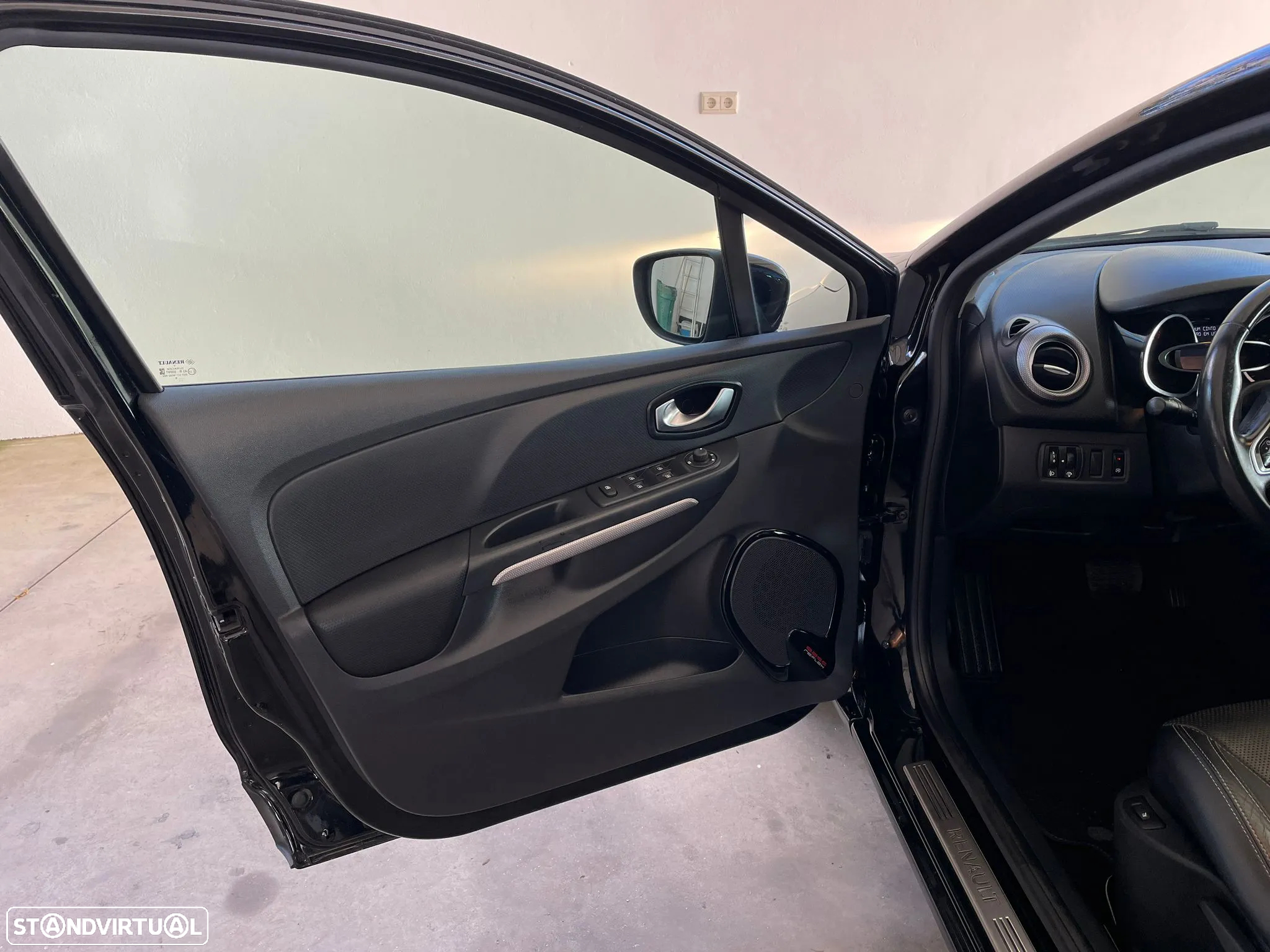 Renault Clio 1.2 TCE GT EDC - 21