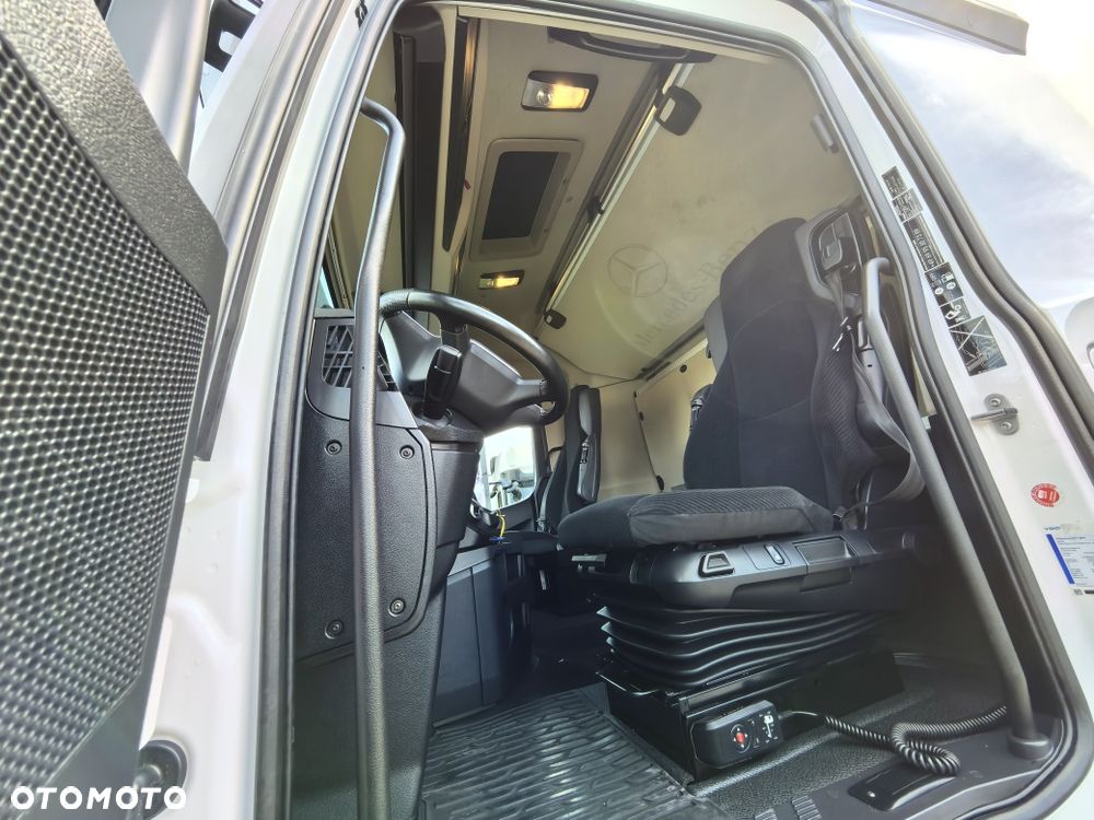 Mercedes-Benz Actros 2545 // Lusterka // Zabudowa Multi // Rozstaw 4900mm // Standard // MP5 // - 16