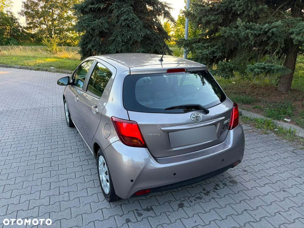 Toyota Yaris 1.33 Active - 8