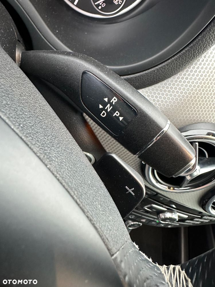 Mercedes-Benz Klasa B 200 7G-DCT UrbanStyle Edition - 17