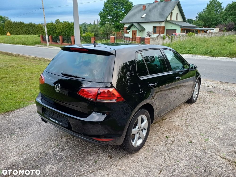 Volkswagen Golf - 12
