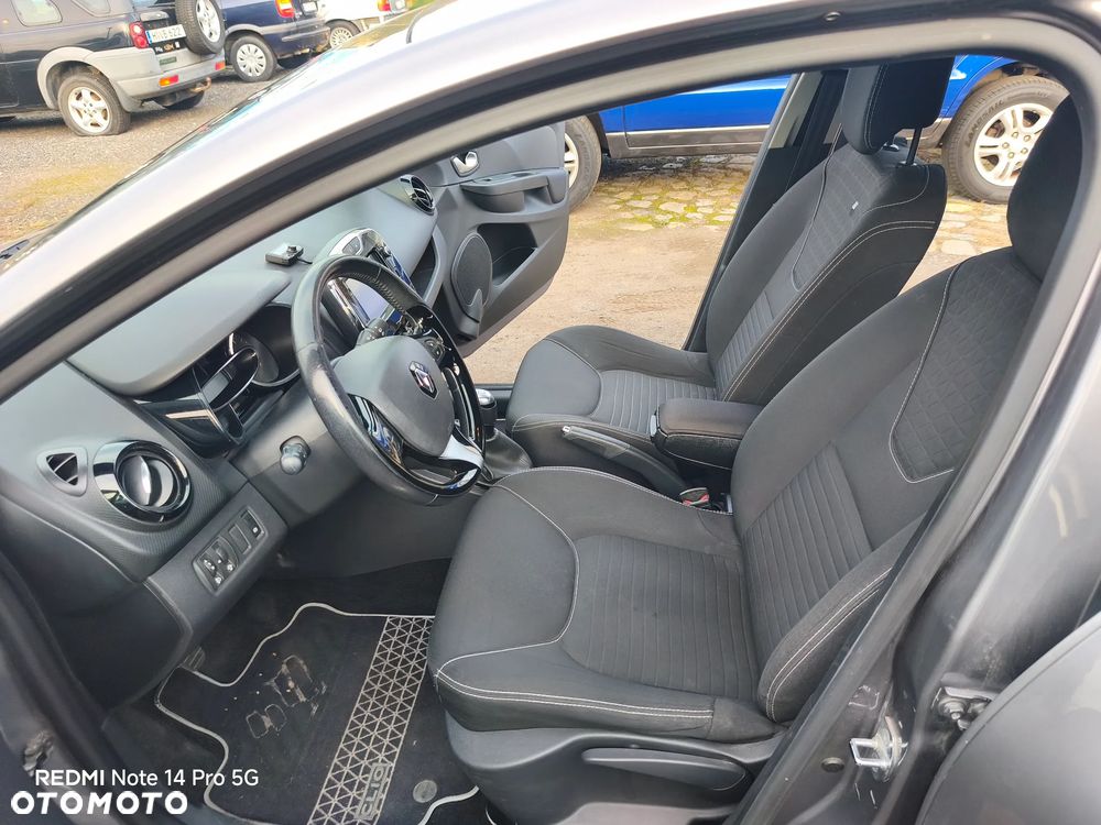 Renault Clio - 6