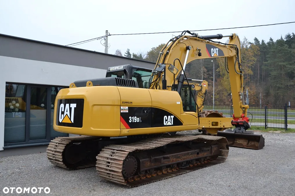 Caterpillar 319 DL - 10